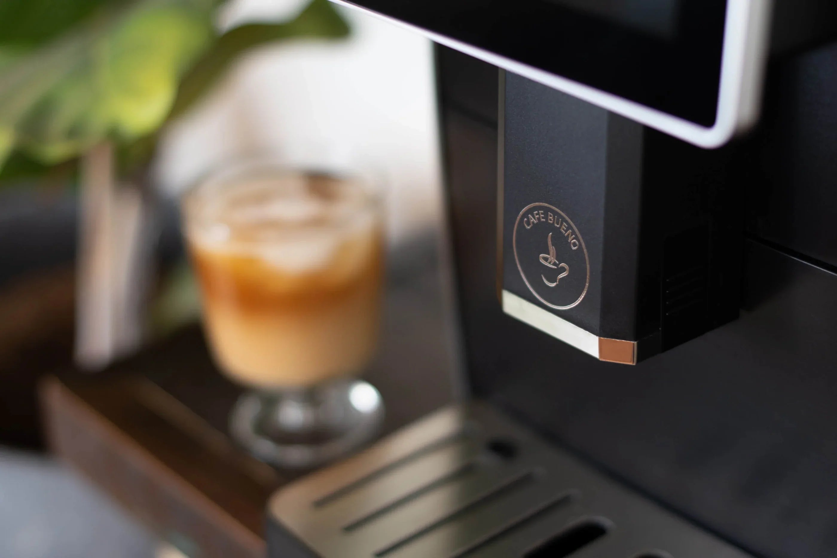 5 Reasons to Consider Buying a Super Automatic Coffee Machine