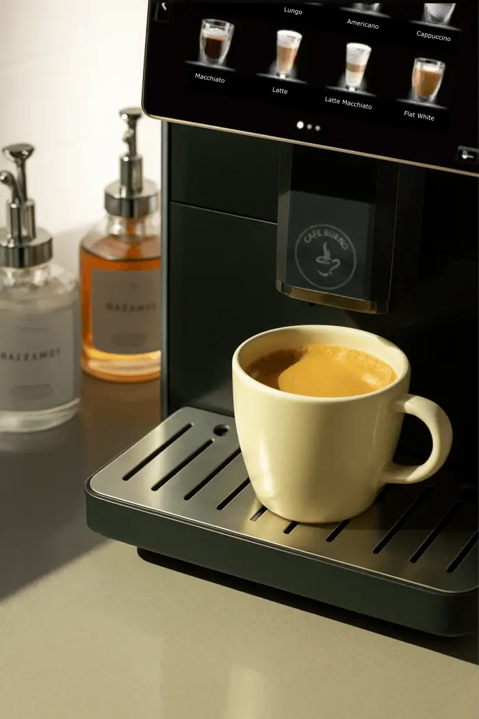 Cafe Bueno CB-3000 dispensing espresso with crema